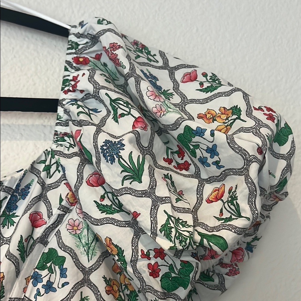 Moon River Floral Puff Sleeve - Picture 5 of 9